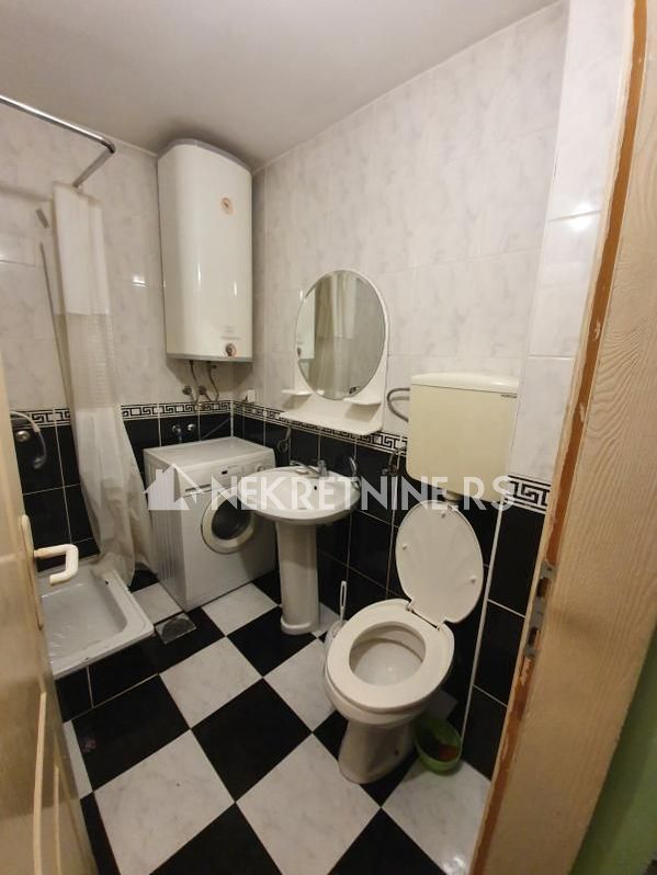 Slika 4 - stara zeleznicka kolonija, Dvosoban stan za izdavanje, 50m2, 250€